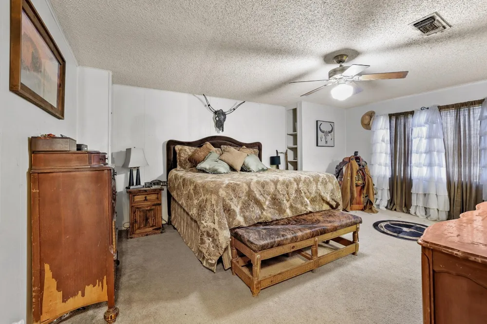 1847 County Road 4205 Bonham, TX 75418