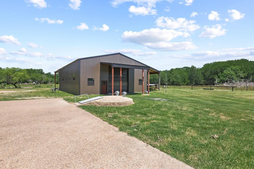 1847 County Road 4205 Bonham, TX 75418