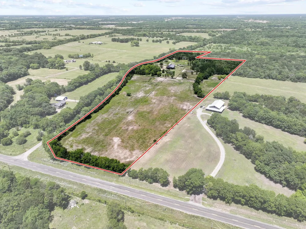 1847 County Road 4205 Bonham, TX 75418