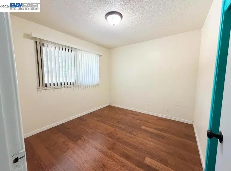3823 E Donner Ave Fresno, CA 93726