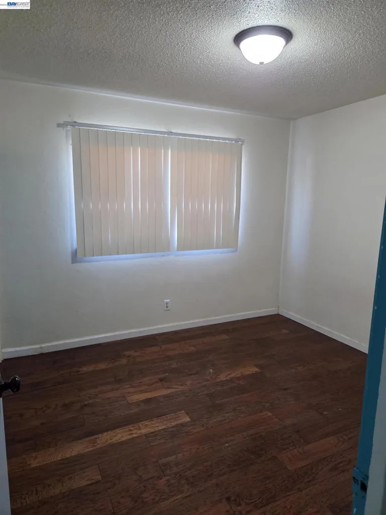 3823 E Donner Ave Fresno, CA 93726