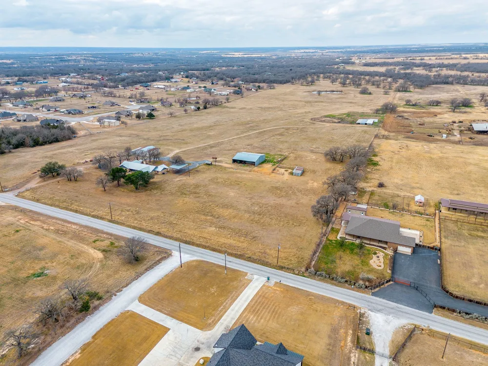 938 County Road 3341 Paradise, TX 76073