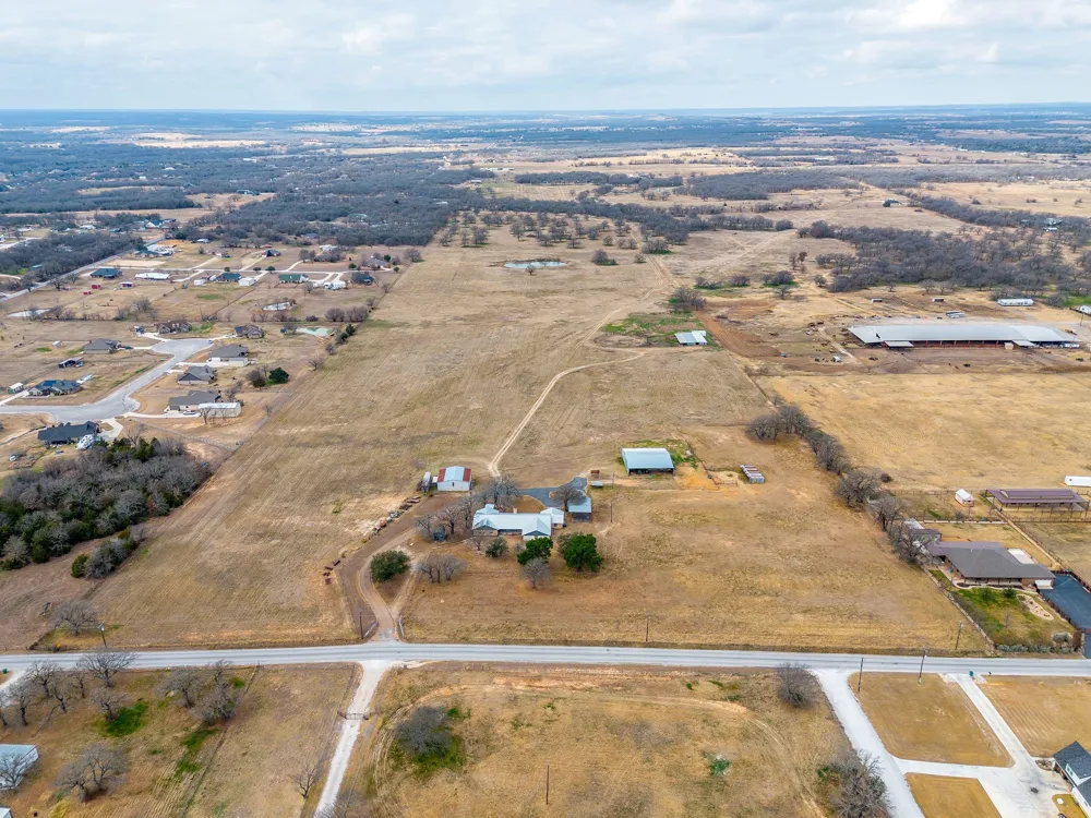 938 County Road 3341 Paradise, TX 76073