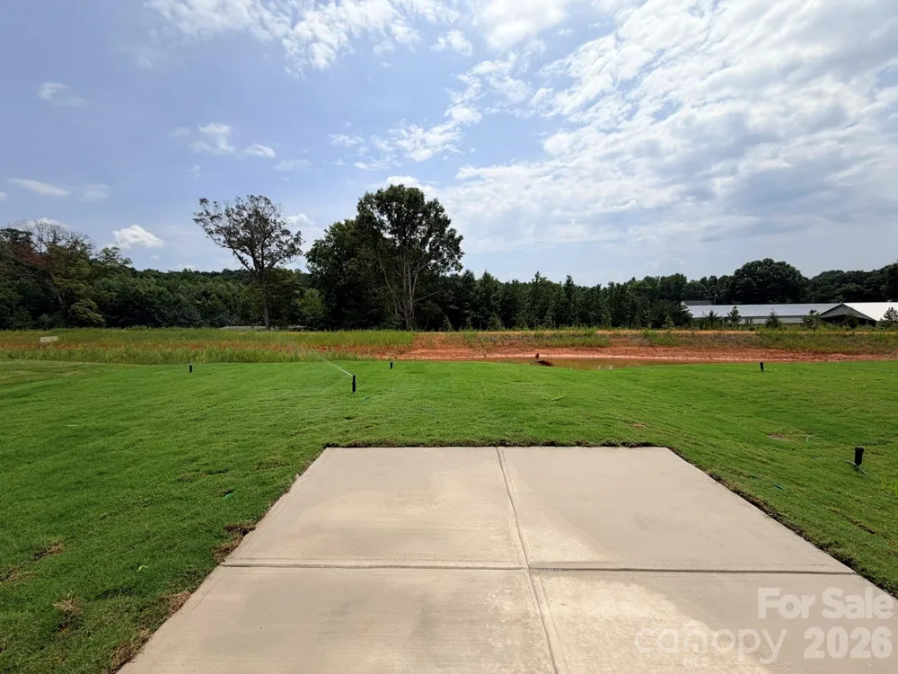 153 Grouse Run Way Troutman, NC 28166