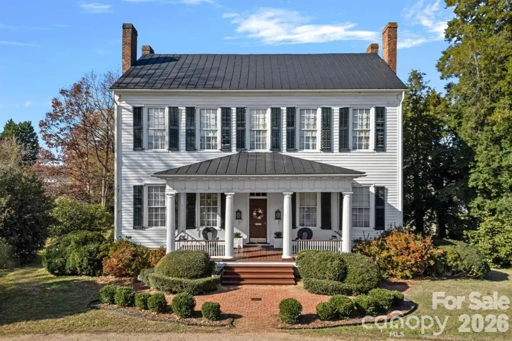 104 Leslie Loop Mooresville, NC 28115