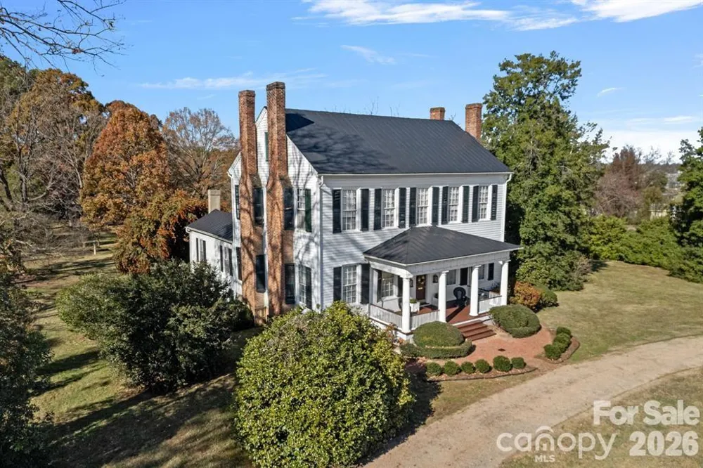 104 Leslie Loop Mooresville, NC 28115
