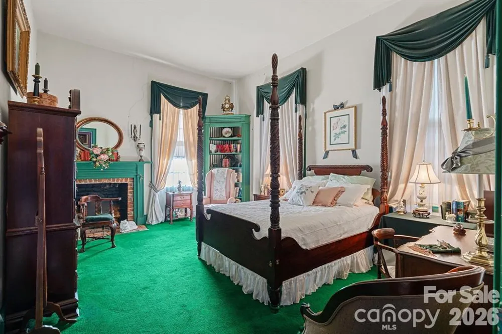104 Leslie Loop Mooresville, NC 28115
