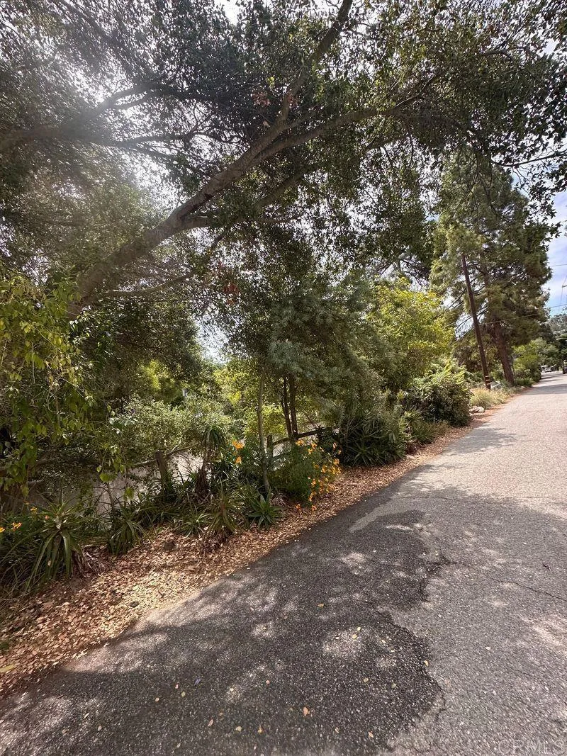 507 W Rustic Rd Santa Monica, CA 90402