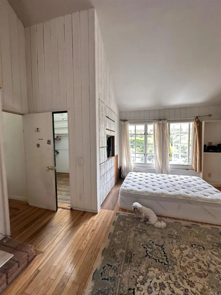 507 W Rustic Rd Santa Monica, CA 90402