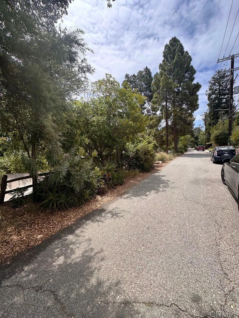 507 W Rustic Rd Santa Monica, CA 90402