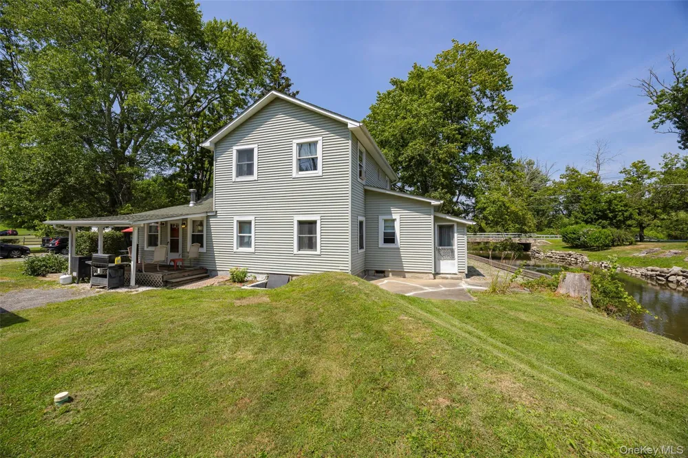 106 Skidmore Road Lagrangeville, NY 12540