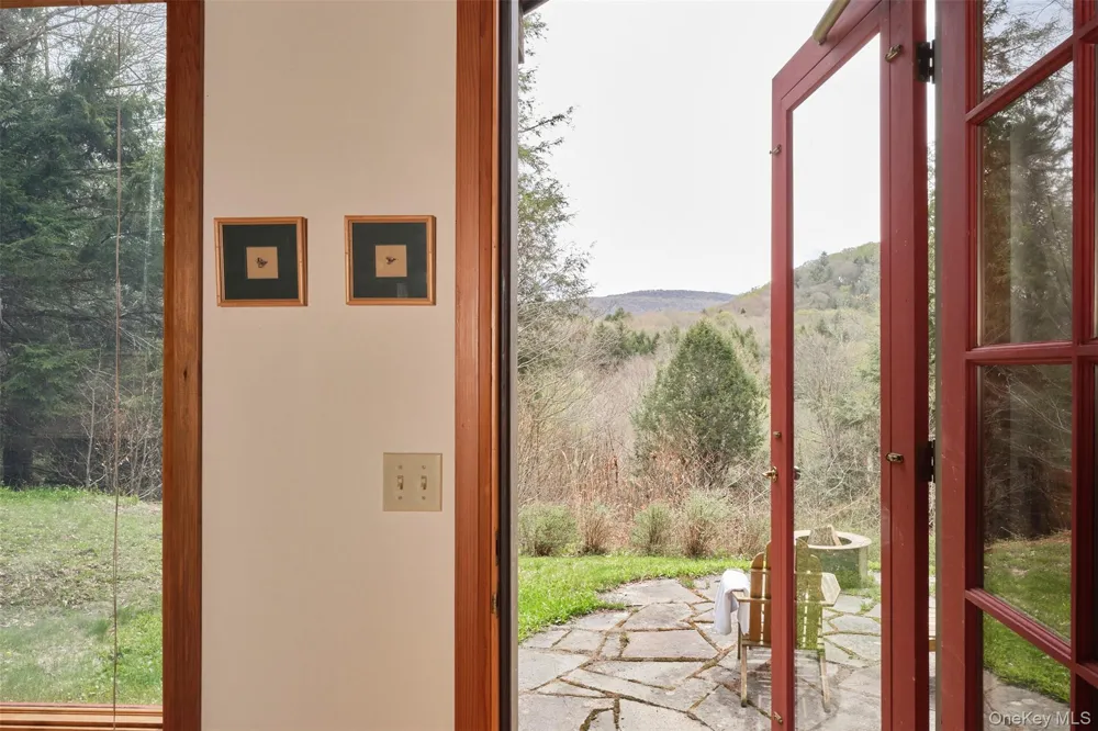 74 High Meadow Road Livingston Manor, NY 12758