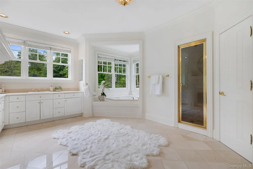 127 Boutonville Road Pound Ridge, NY 10576