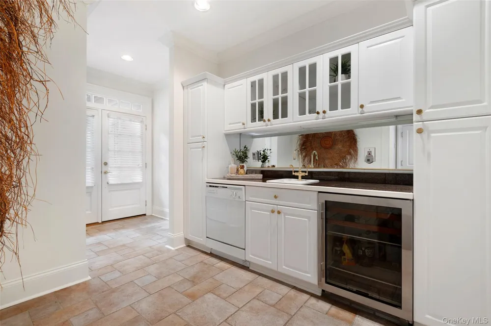 127 Boutonville Road Pound Ridge, NY 10576