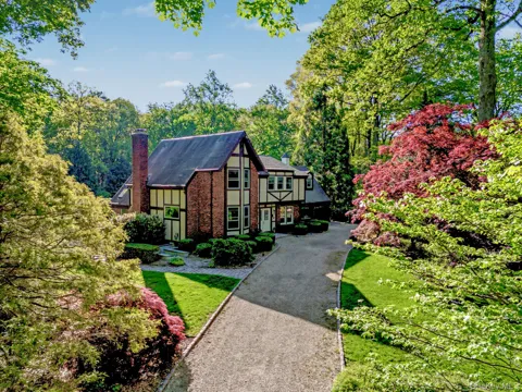 80 Hack Green Road