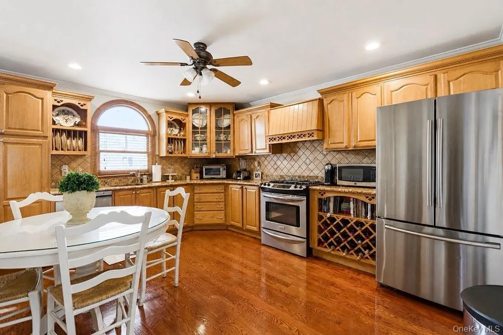 159-27 90th Street Howard Beach, NY 11414