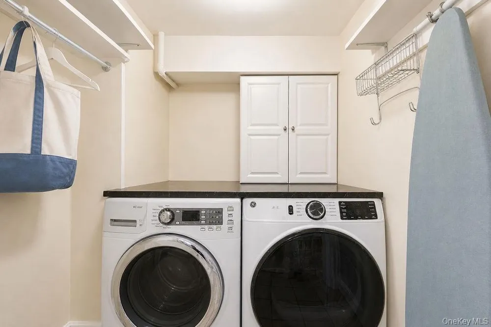 159-27 90th Street Howard Beach, NY 11414