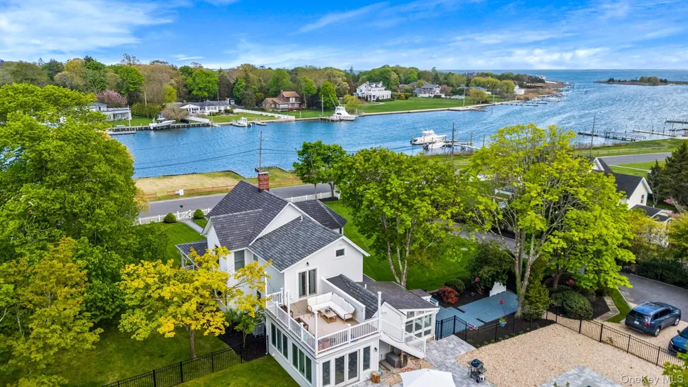 96 Lake Avenue Center Moriches, NY 11934