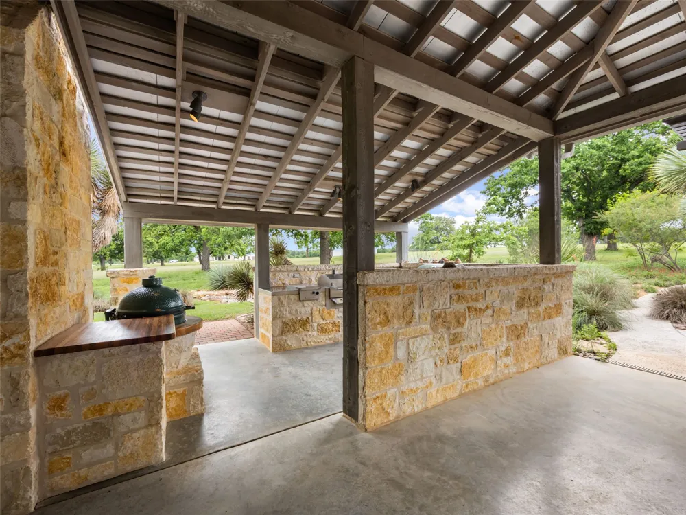 1163 Big Bend Lane Fredericksburg, TX 76824