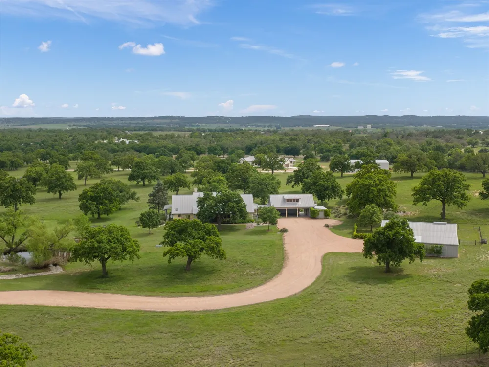 1163 Big Bend Lane Fredericksburg, TX 76824