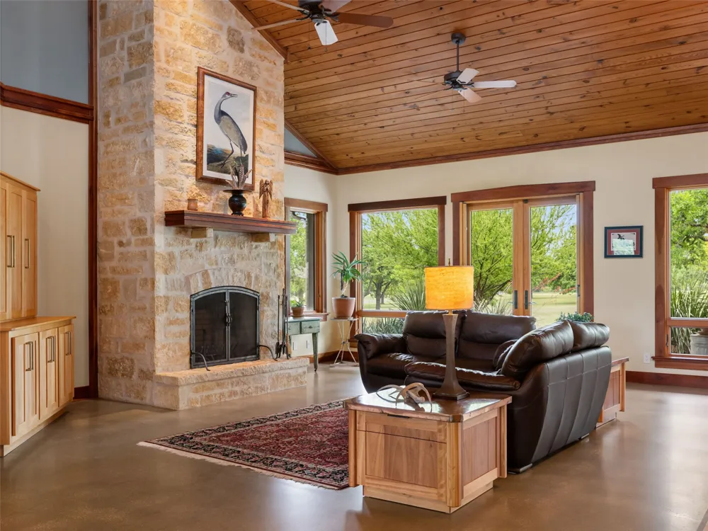 1163 Big Bend Lane Fredericksburg, TX 76824