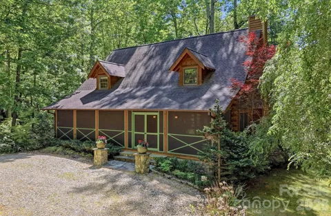 16 Shadow Brook Drive