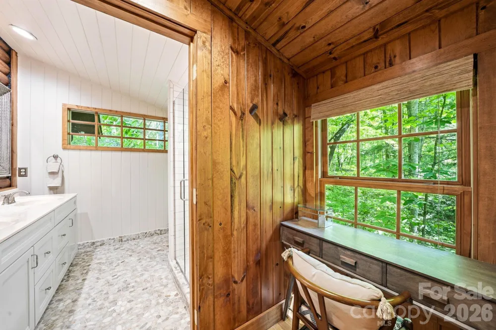 16 Shadow Brook Drive Flat Rock, NC 28731