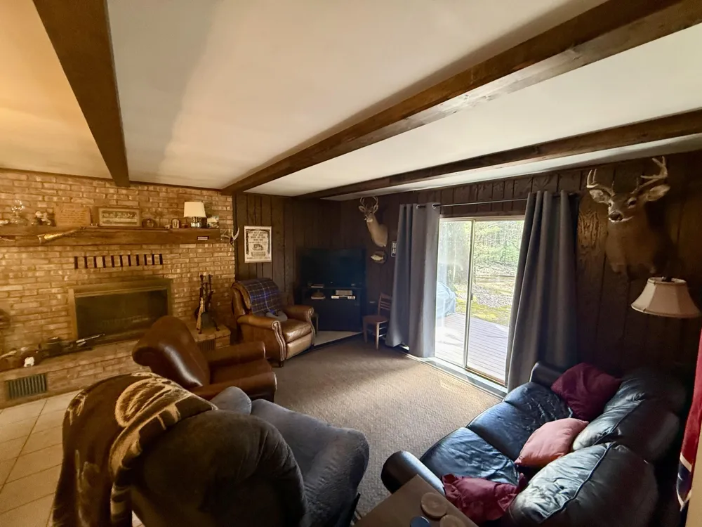 4047 E Creek Wood Drive Cherry Valley Township, MI 49623