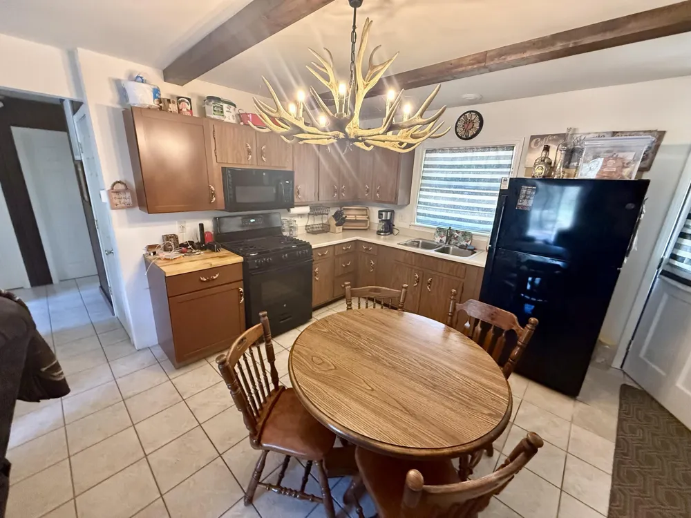 4047 E Creek Wood Drive Cherry Valley Township, MI 49623