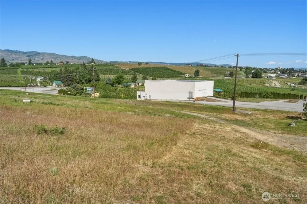 76 Firenza Lane Manson, WA 98831