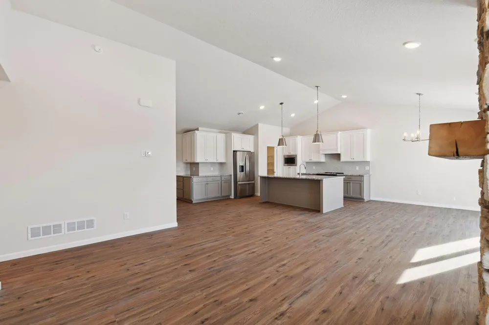 1401 Mallard Lane Belle Plaine, MN 56011