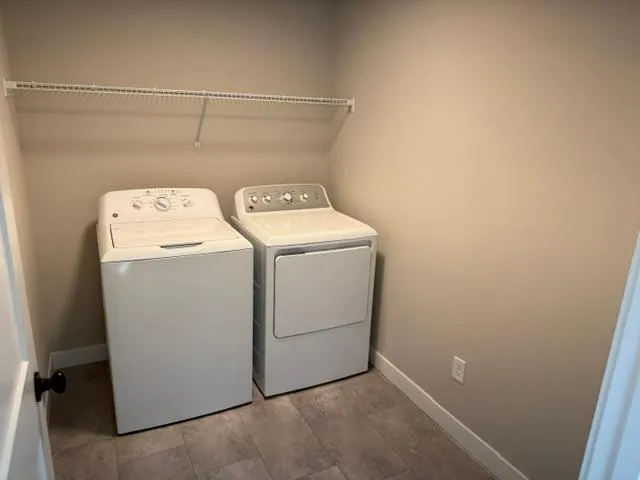 10554 Robinwood Road Chaska, MN 55318