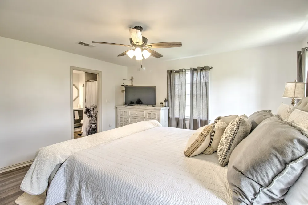 3781 Fm 151 Whitewright, TX 75491