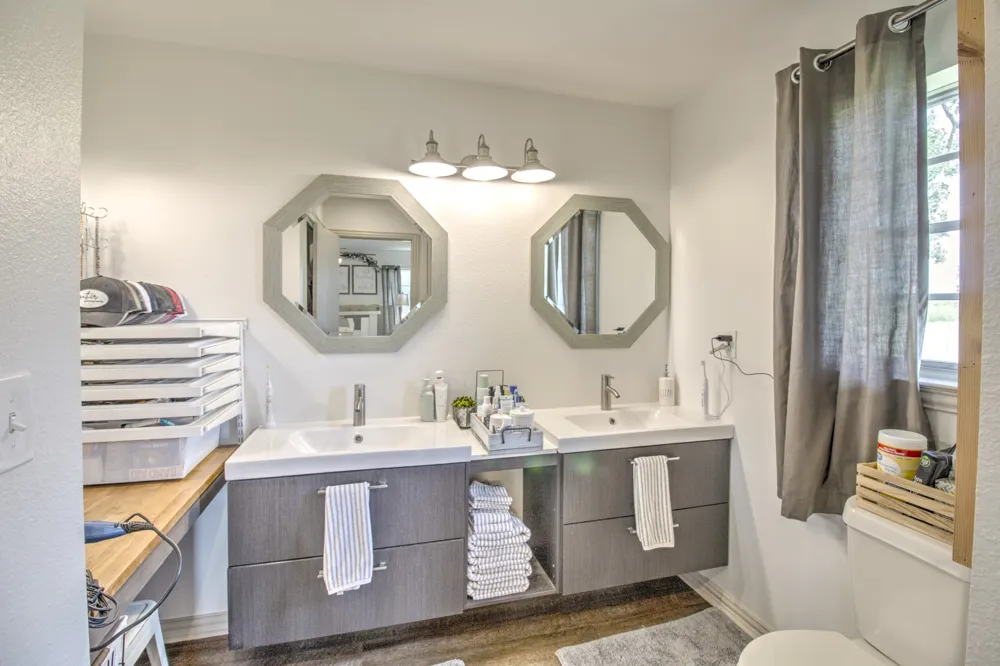 3781 Fm 151 Whitewright, TX 75491