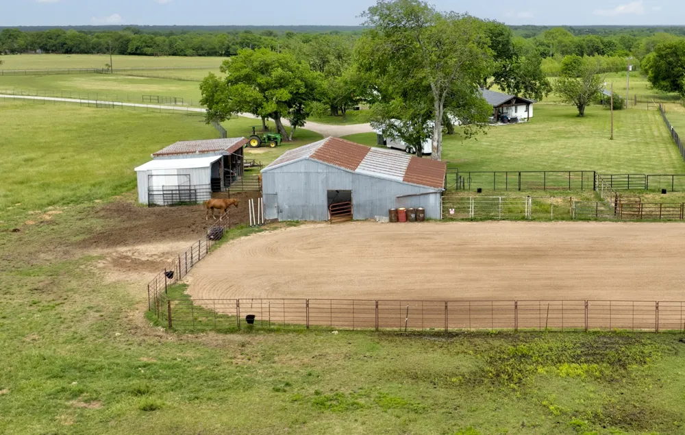 3781 Fm 151 Whitewright, TX 75491