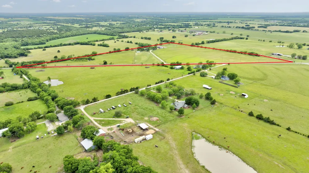 3781 Fm 151 Whitewright, TX 75491