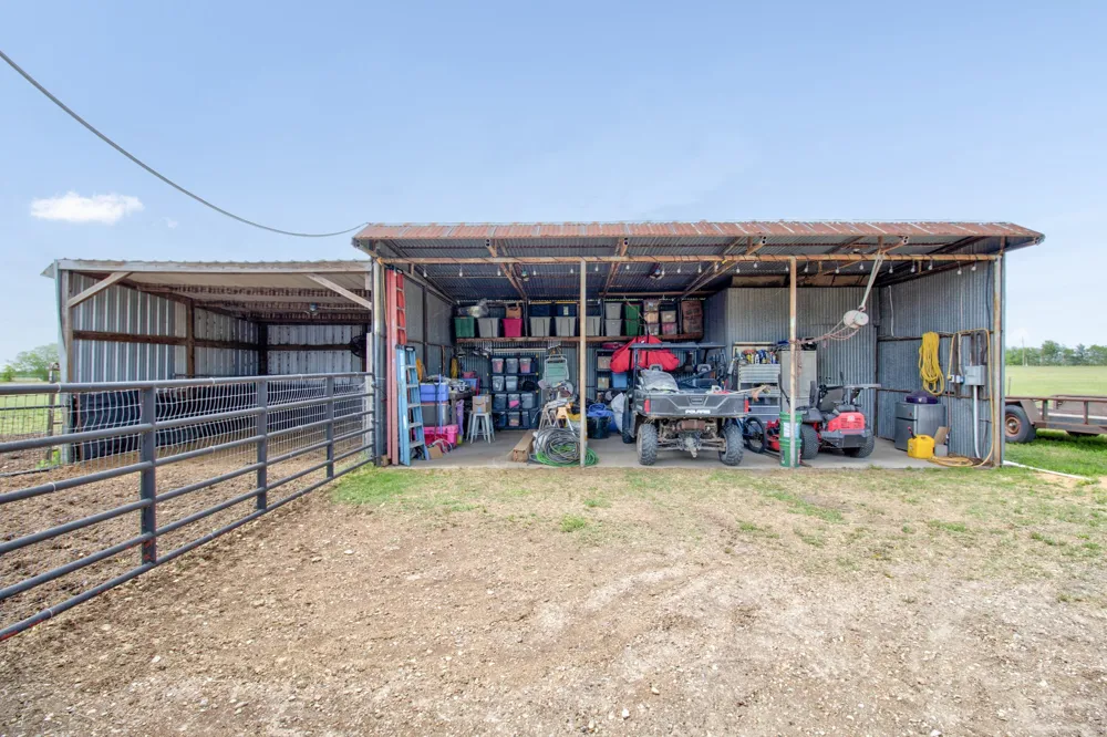 3781 Fm 151 Whitewright, TX 75491