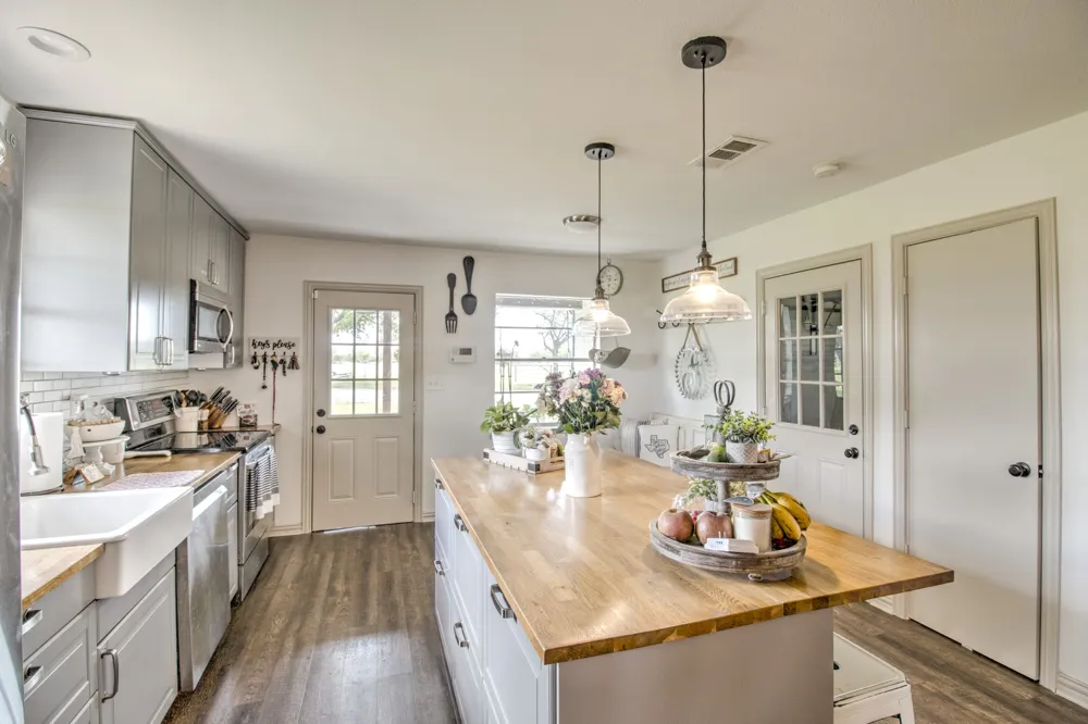 3781 Fm 151 Whitewright, TX 75491