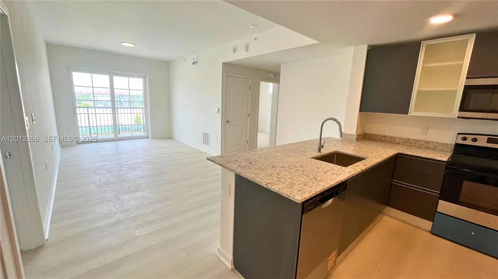 5579 Millenia Park Blvd #318 Orlando, FL 32839