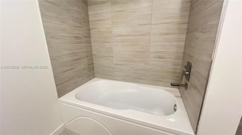 5579 Millenia Park Blvd #318 Orlando, FL 32839