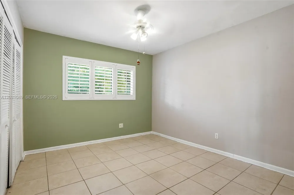 8495 SW 160th St Palmetto Bay, FL 33157