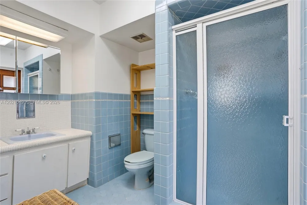 8495 SW 160th St Palmetto Bay, FL 33157