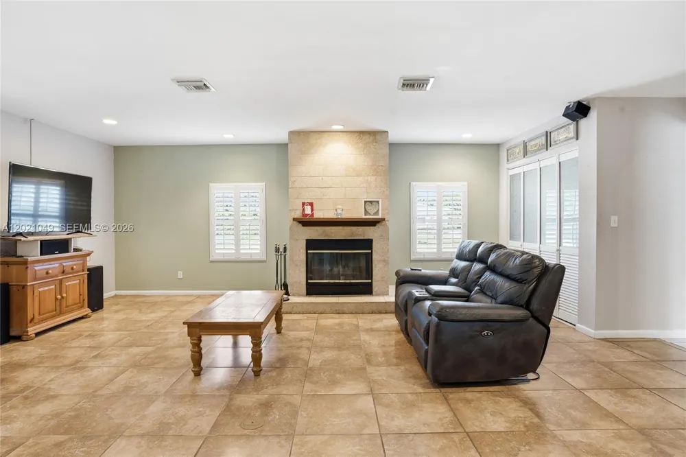 8495 SW 160th St Palmetto Bay, FL 33157