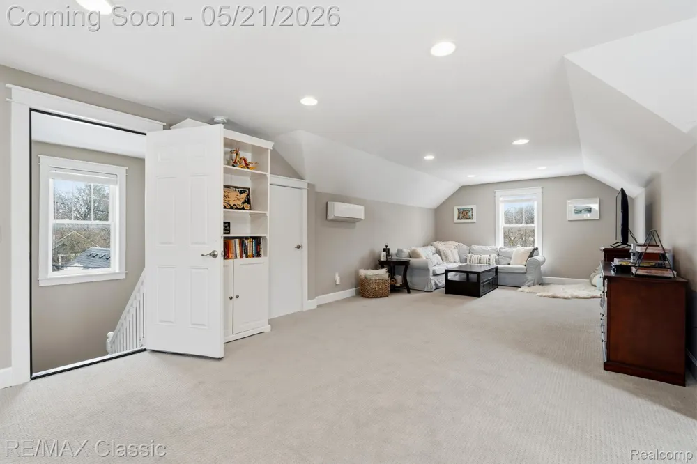 450 Fairbrook Street Northville City, MI 48167