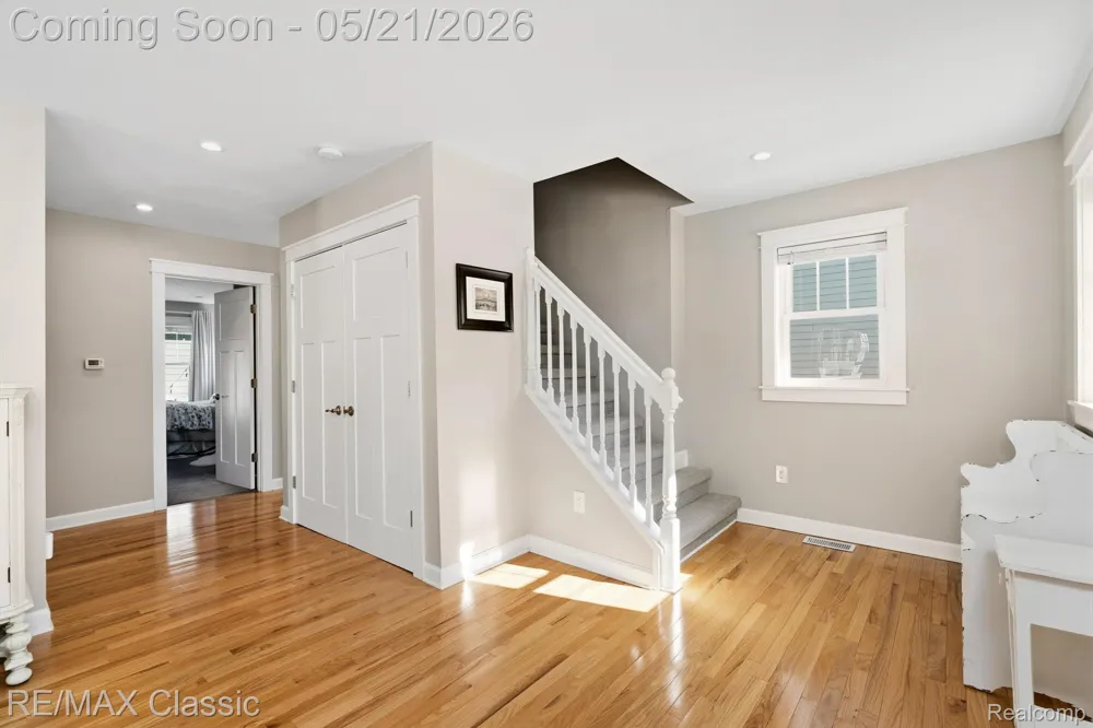 450 Fairbrook Street Northville City, MI 48167