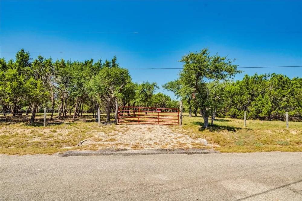 901 Todo Lane Driftwood, TX 78619