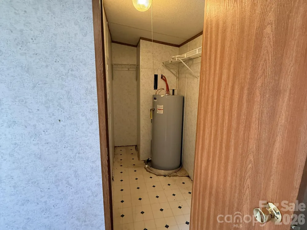 2330 Springdale Drive Newton, NC 28658