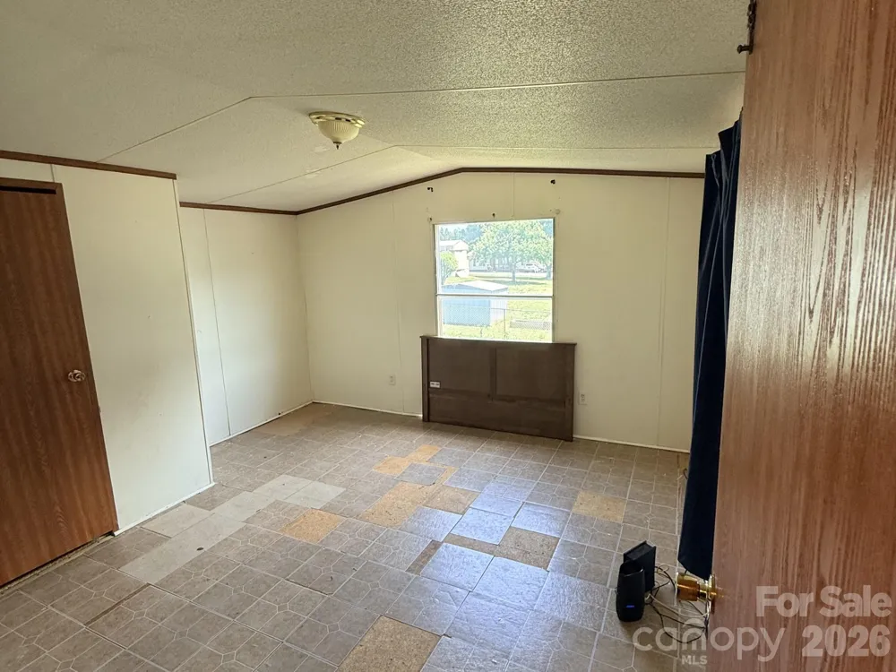2330 Springdale Drive Newton, NC 28658