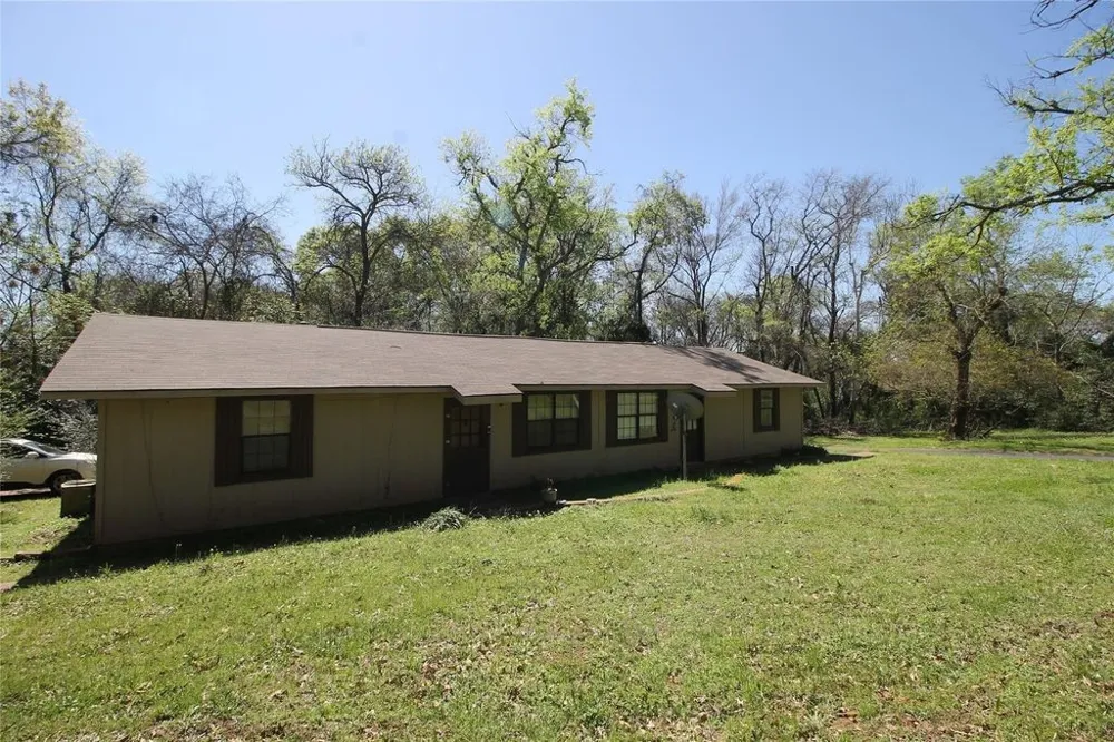 417 Myrtle Drive #A/B Jacksonville, TX 75766