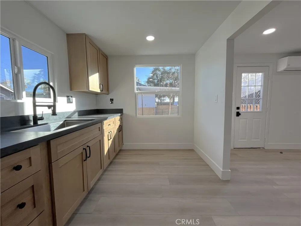 517 Wildrose Avenue Monrovia, CA 91016